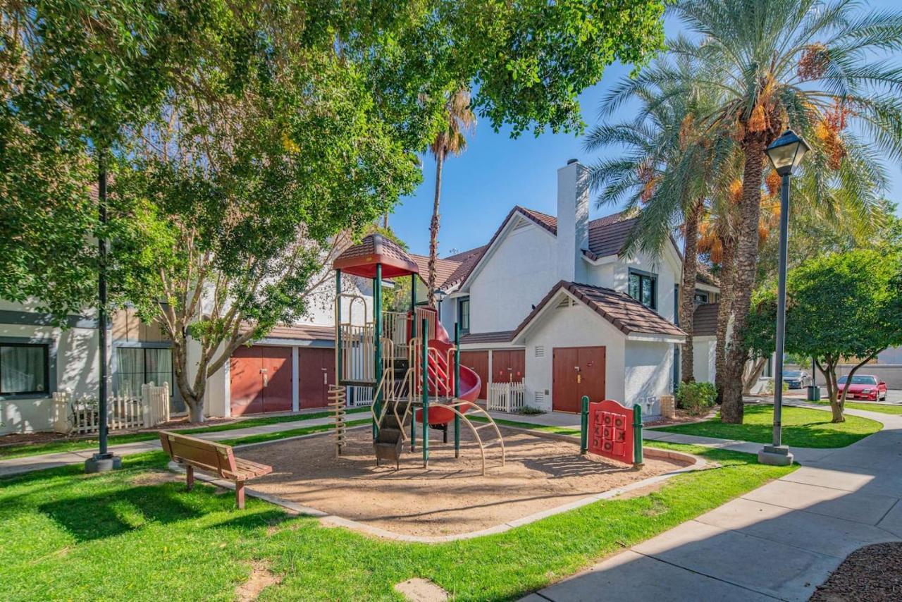 Metro Phx Downstairs Studio Sleeps 4 Ada Accessible Phoenix Exterior photo